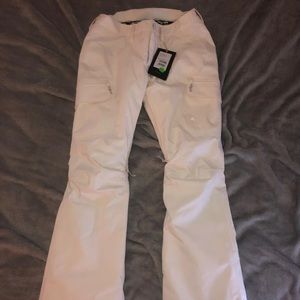Burton women’s snow pants